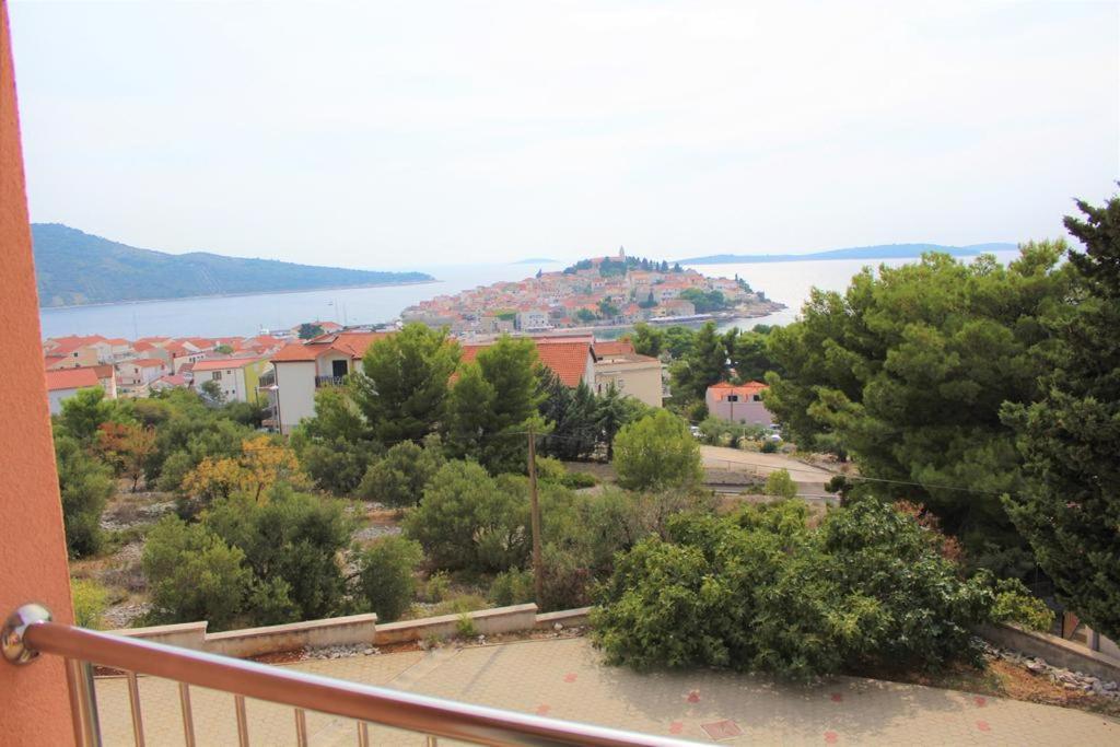 Apartment Visum Primosten Exterior photo